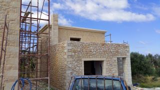 Stone residence construction (13)